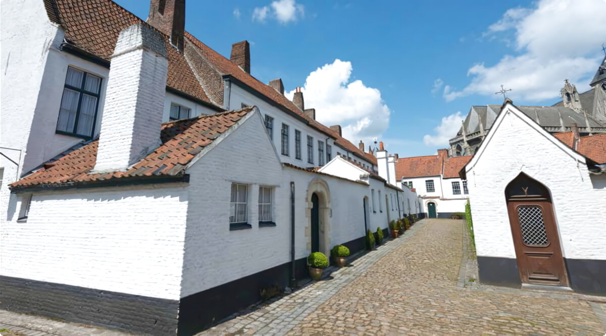 Nossos serviços de aluguel de carros oferecem uma seleção diversificada de veículos em Courtrai.